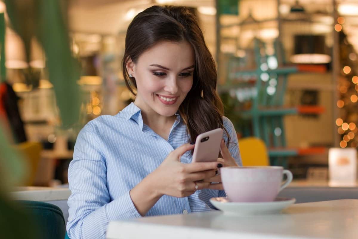 ask yourself these questions if smartphone ruining your relationship