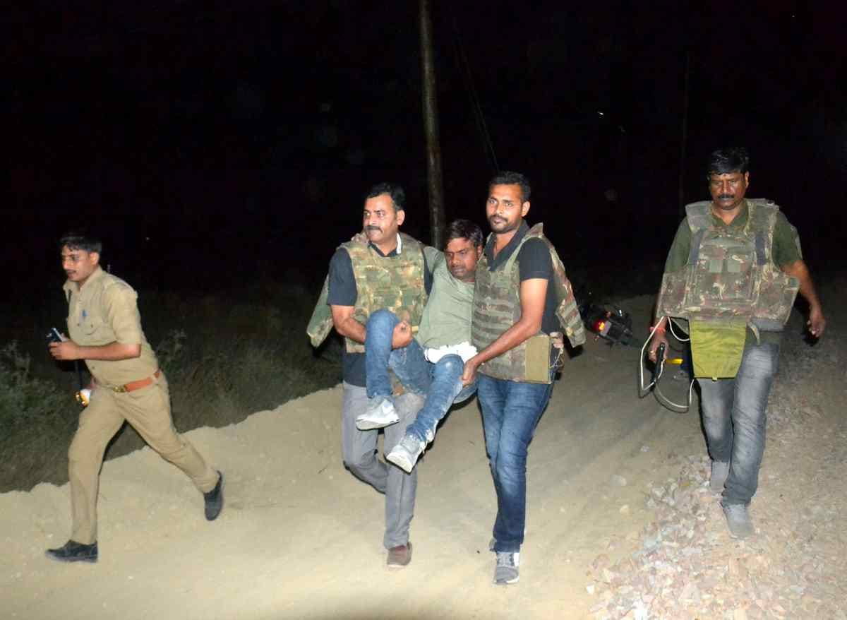 police encounter in varansi again after two month