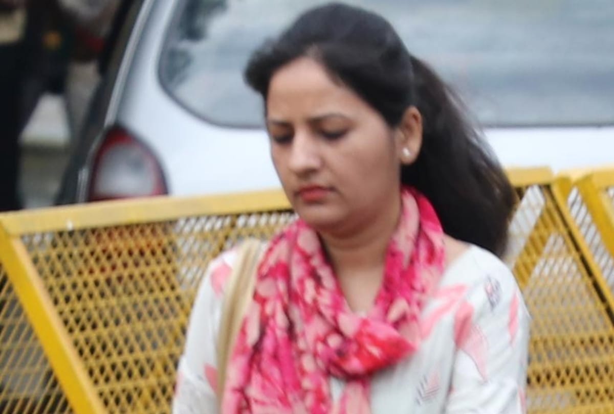 lucknow temperature goes down due to rain