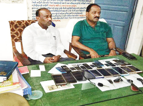 13 gangs of organized gangs arrested in fake royalty case