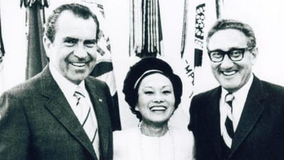 aina shalon : women who liked by america, china and taiwan