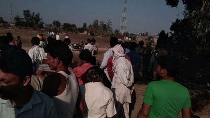 kasganj four children injured in bomb blasts