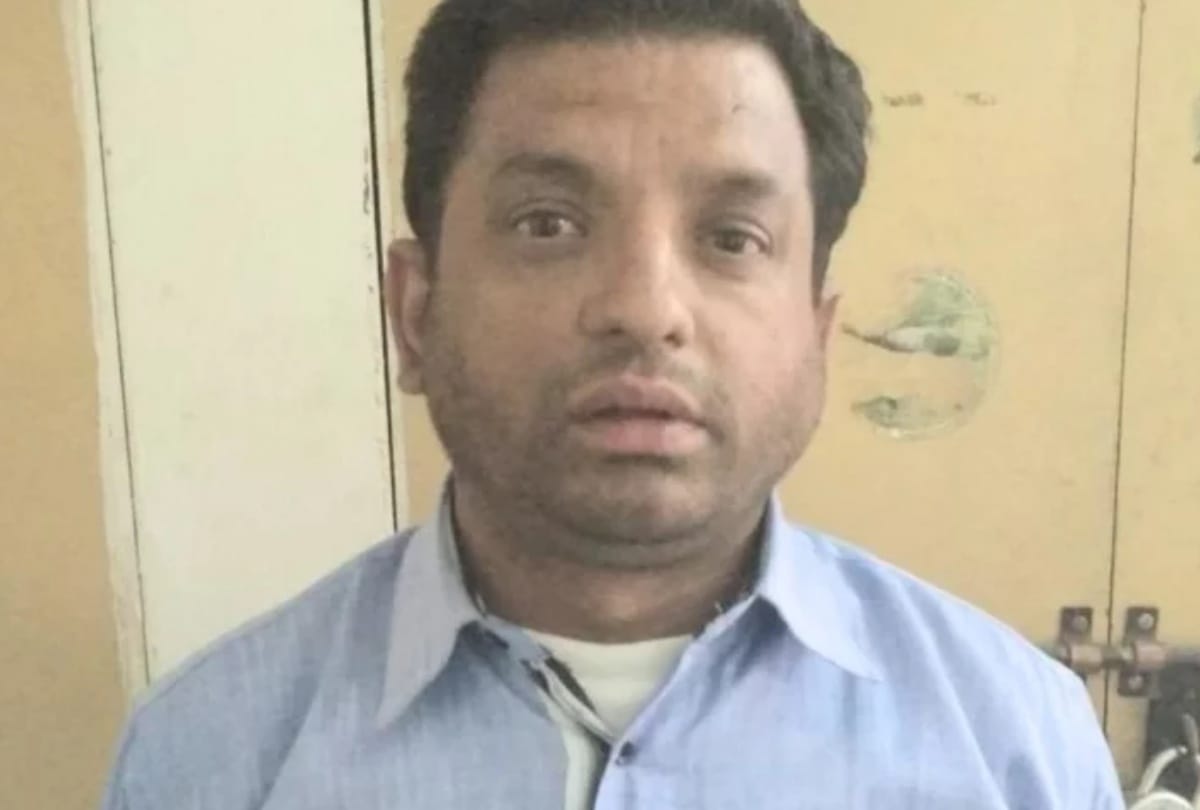 cbse 10th class math paper leak case and delhi police crime branch