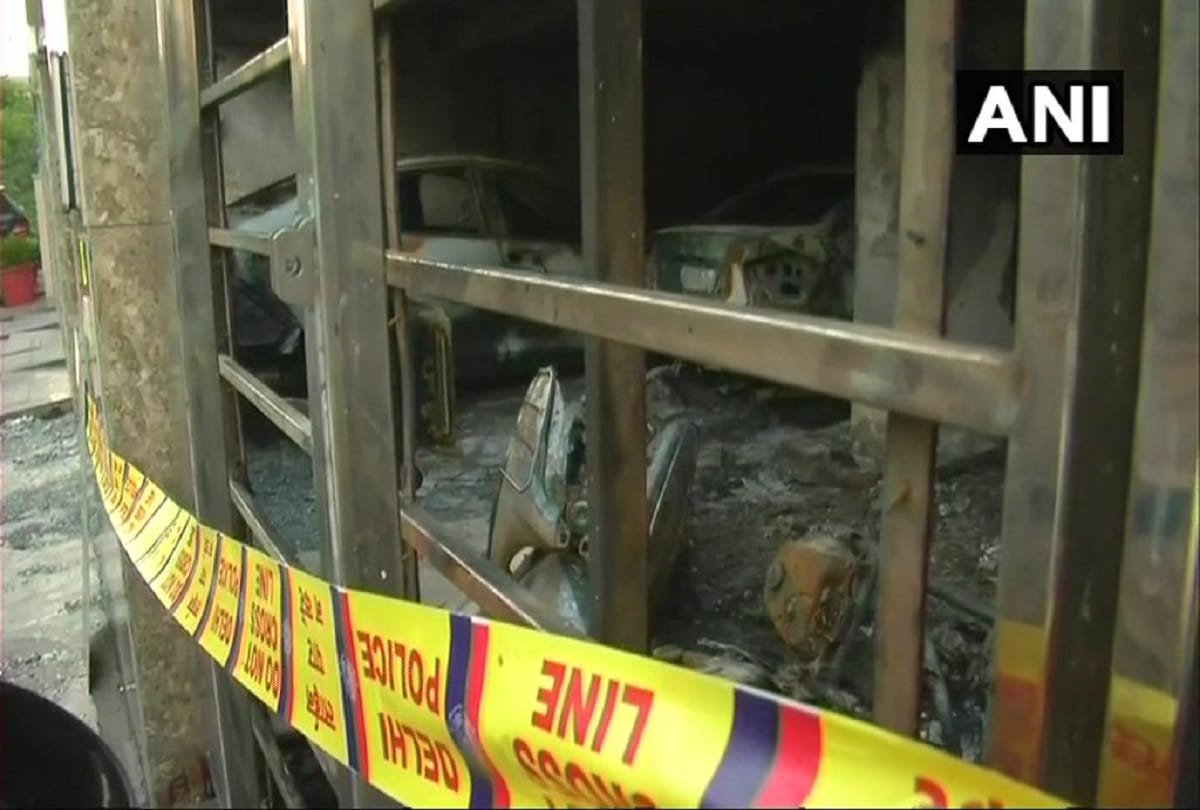 Four dead of a family after fire broke out at house in delhi