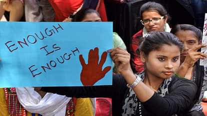 POLITICAL LEADERS CRITICISES ONE ANOTHER IN KATHUA GANG RAPE CASE