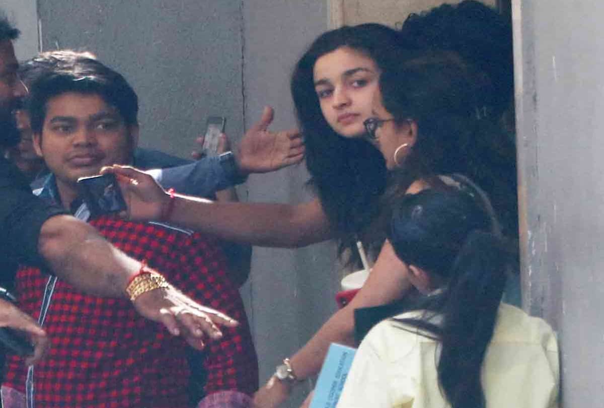 Sanjay Dutt, Alia Bhatt spotted outside Mahesh Bhatt office for sadak 2