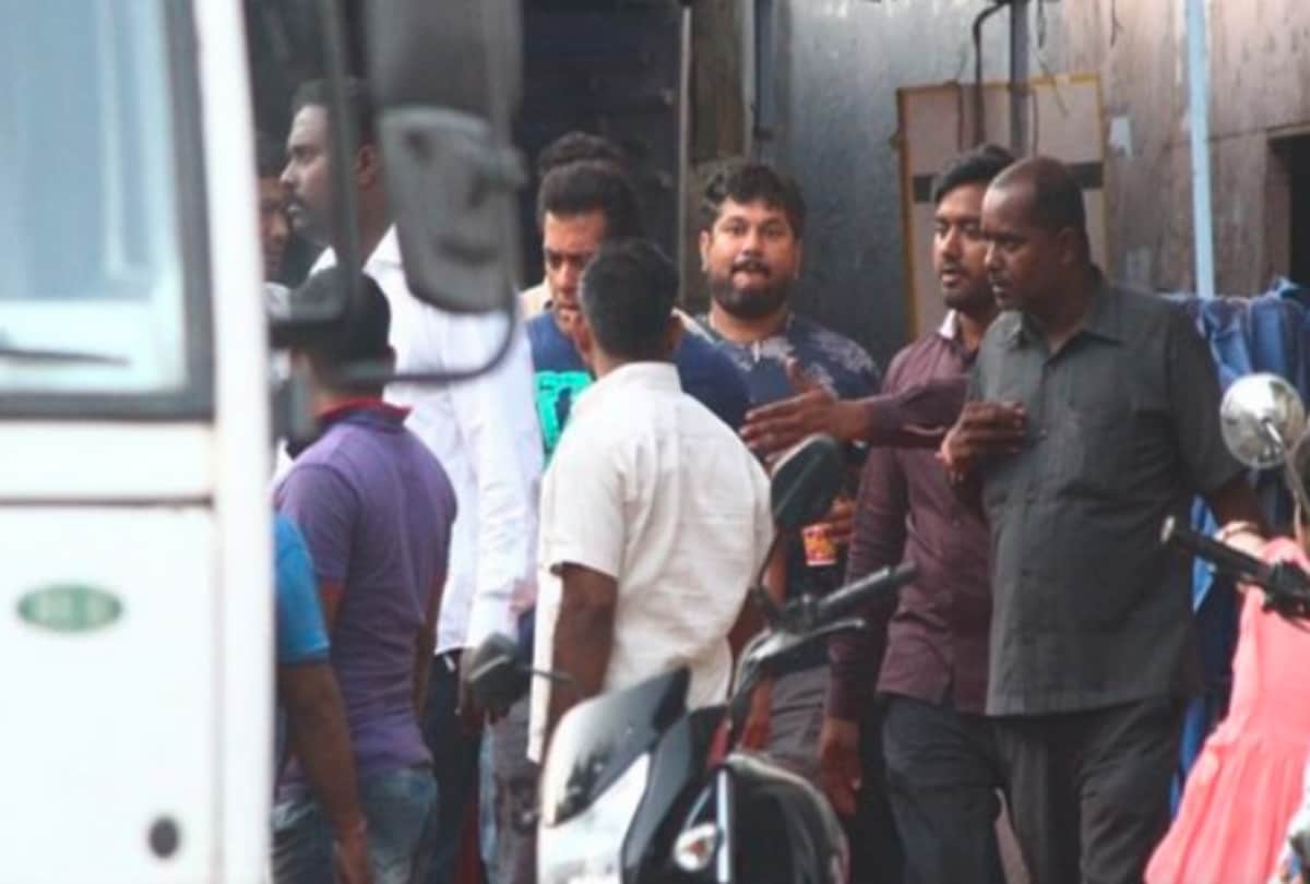 Salman Khan spotted in Mumbai film city while shooting Race 3 famous song Allah Duhai Hai