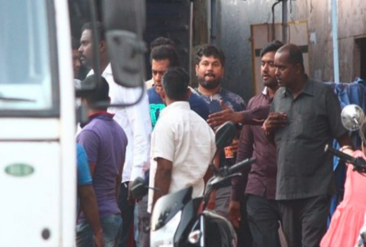 Salman Khan spotted in Mumbai film city while shooting Race 3 famous song Allah Duhai Hai