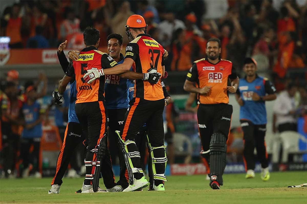Billy Stanlake has never hit a boundary in his career in 43  matches, 13 innings