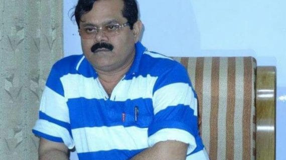 Cbi arrested Guwahati Income Tax Commissioner and seal dehradun house