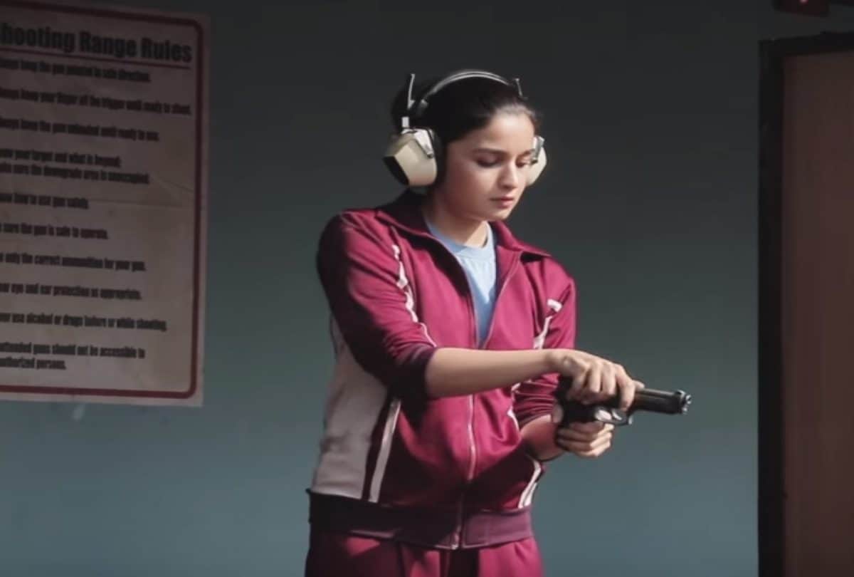 raazi actress alia bhatt income through film and endorsement