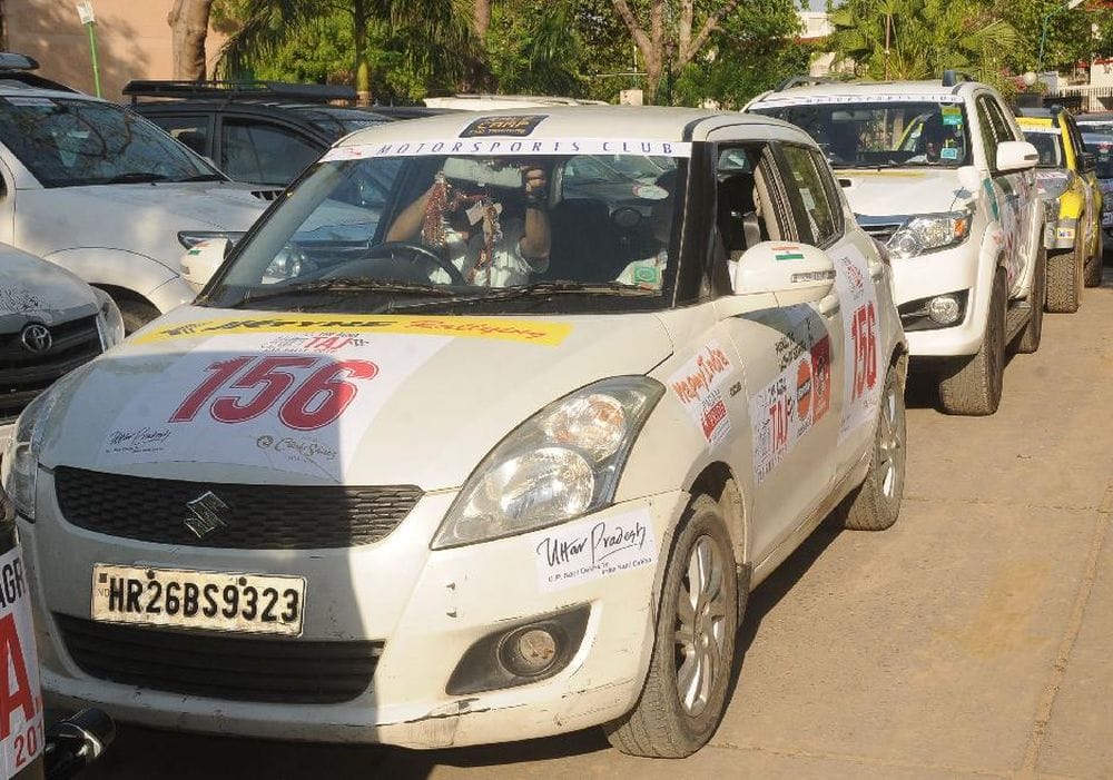 car rally started in agra 
