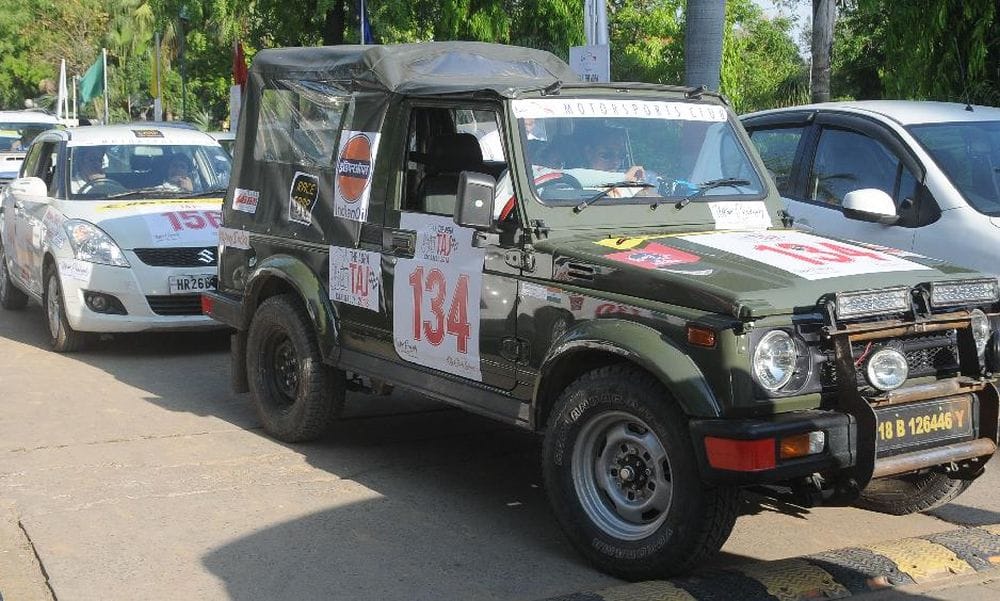 car rally started in agra 