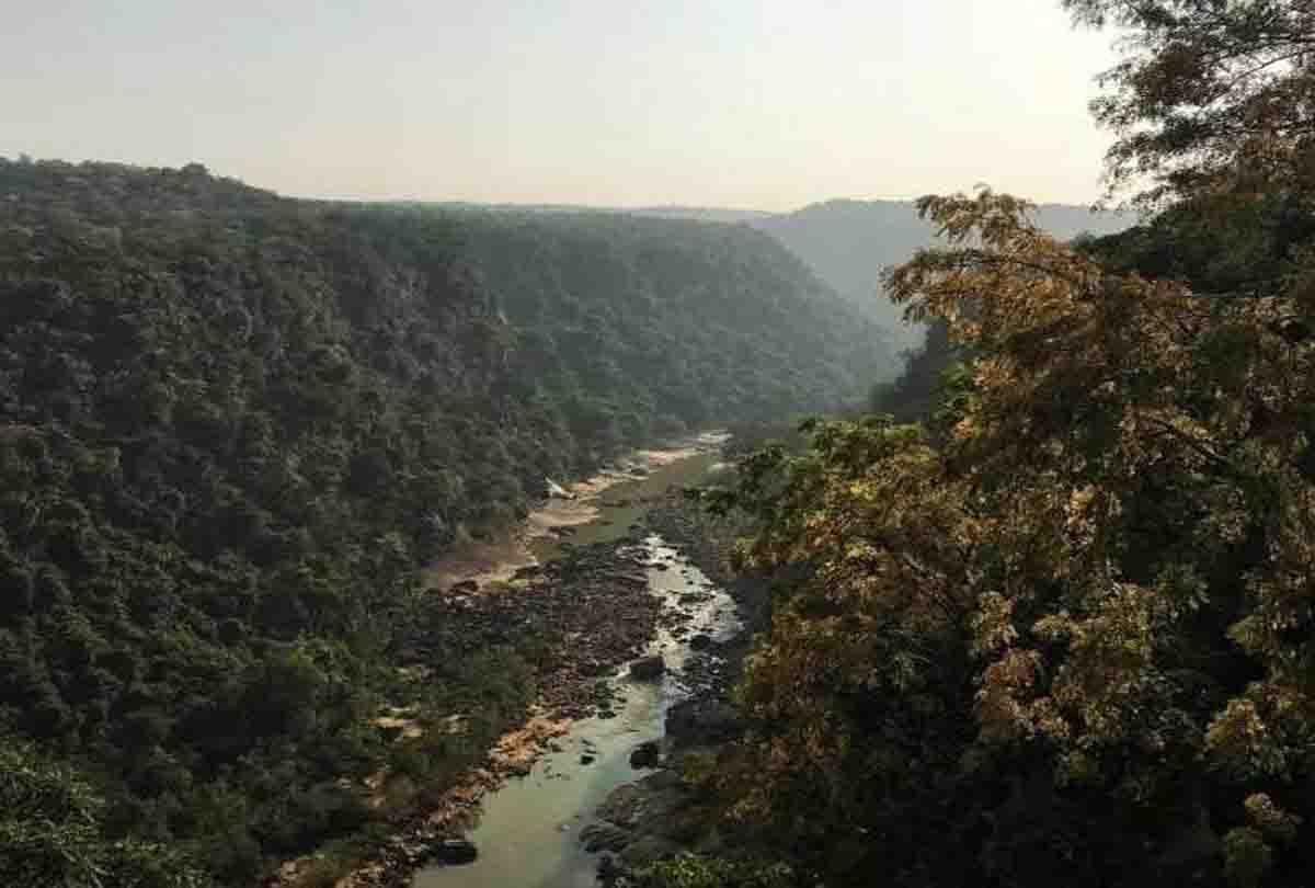 Bundelkhand became bollywood preference due to beautiful lakes and mountains