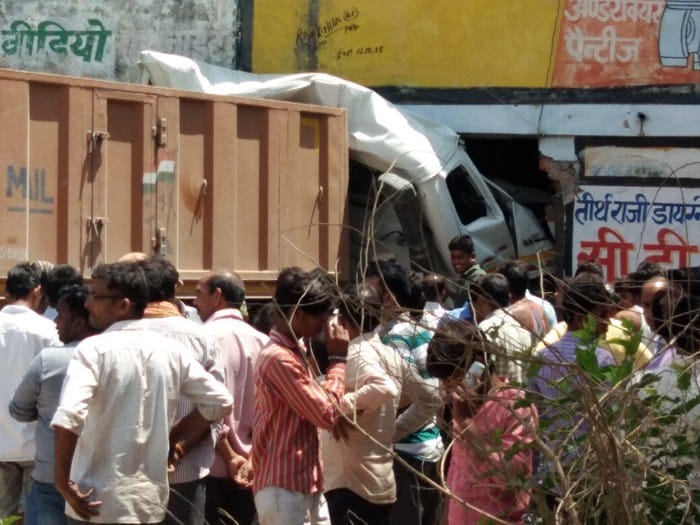 uncontrolled entered in house, 6 injured