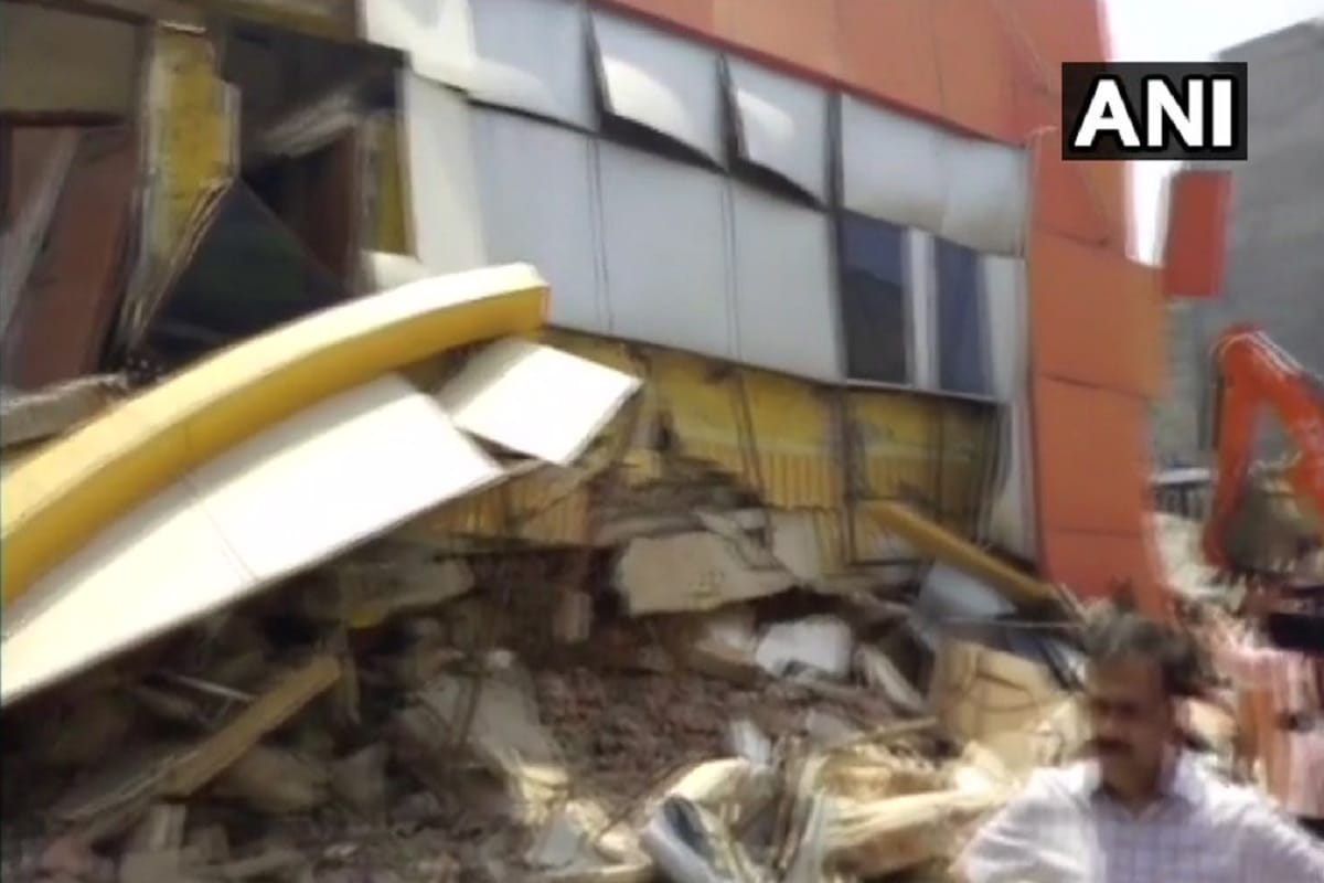 building collapsed in Dhan Mandi in Kota, 3 people rescued alive, many feared trapped