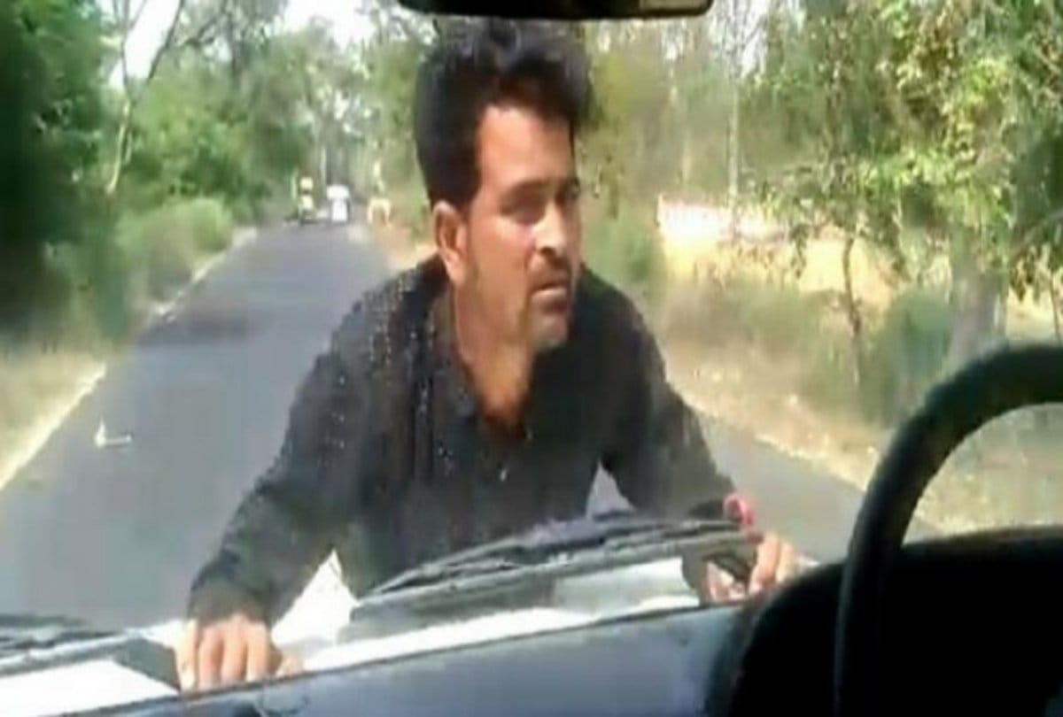 BDO officer drives for 4 km as man clings on to bonnet of his car in uttar pradesh