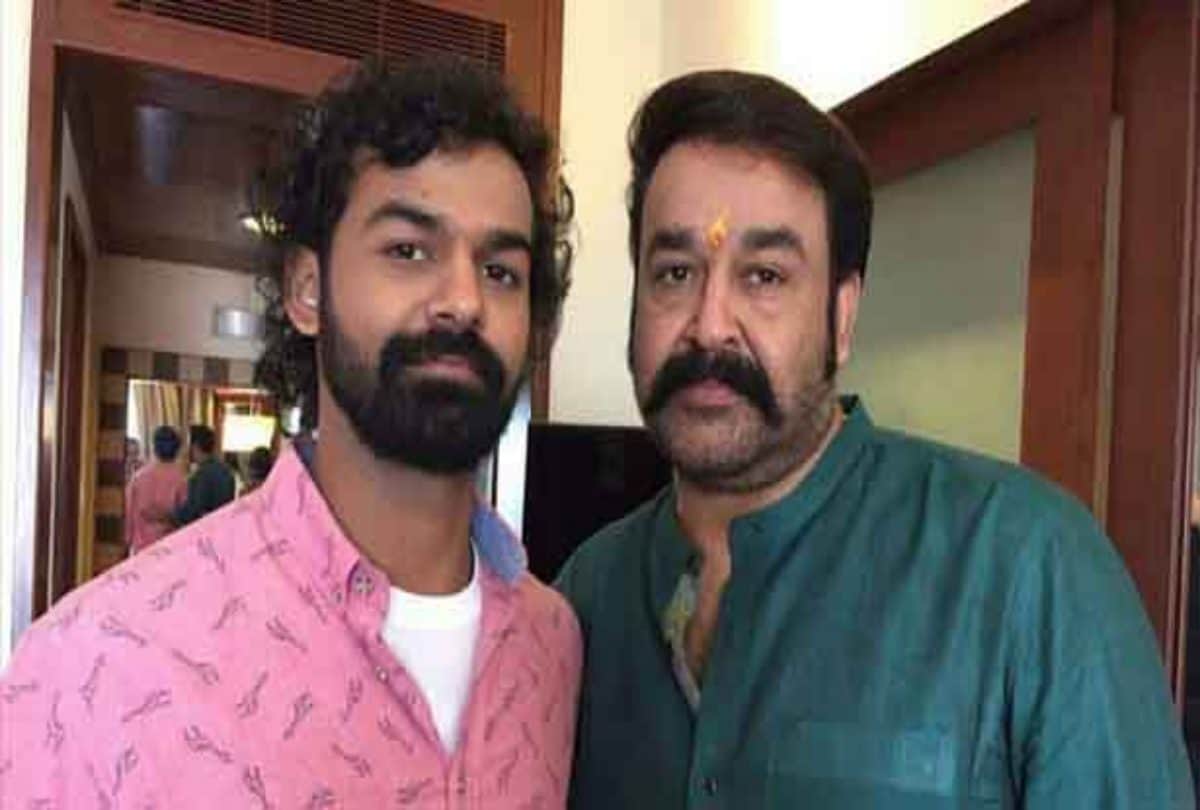 with akkineni nagarjuna 5 superhit father and son couple in tollywood