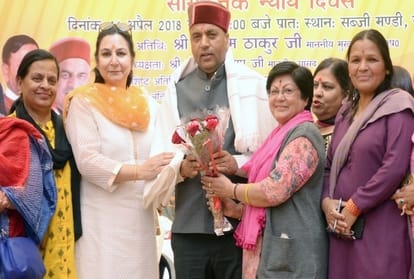 CM Jairam Thakur hike amount for ambedkar medhavi chattarvriti yojna