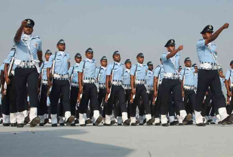 job for 10th passed in indian airforce salary more than 20000