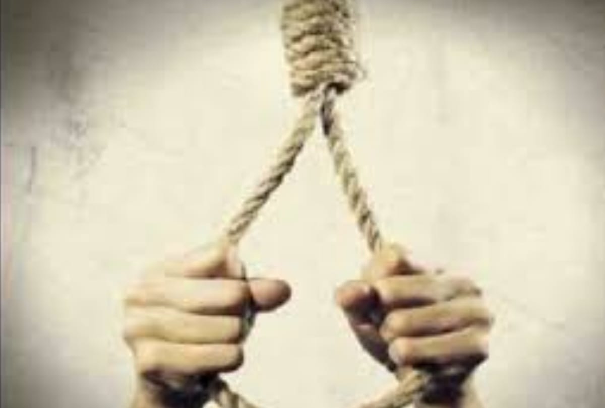 class10th student committed suicide in lucknow