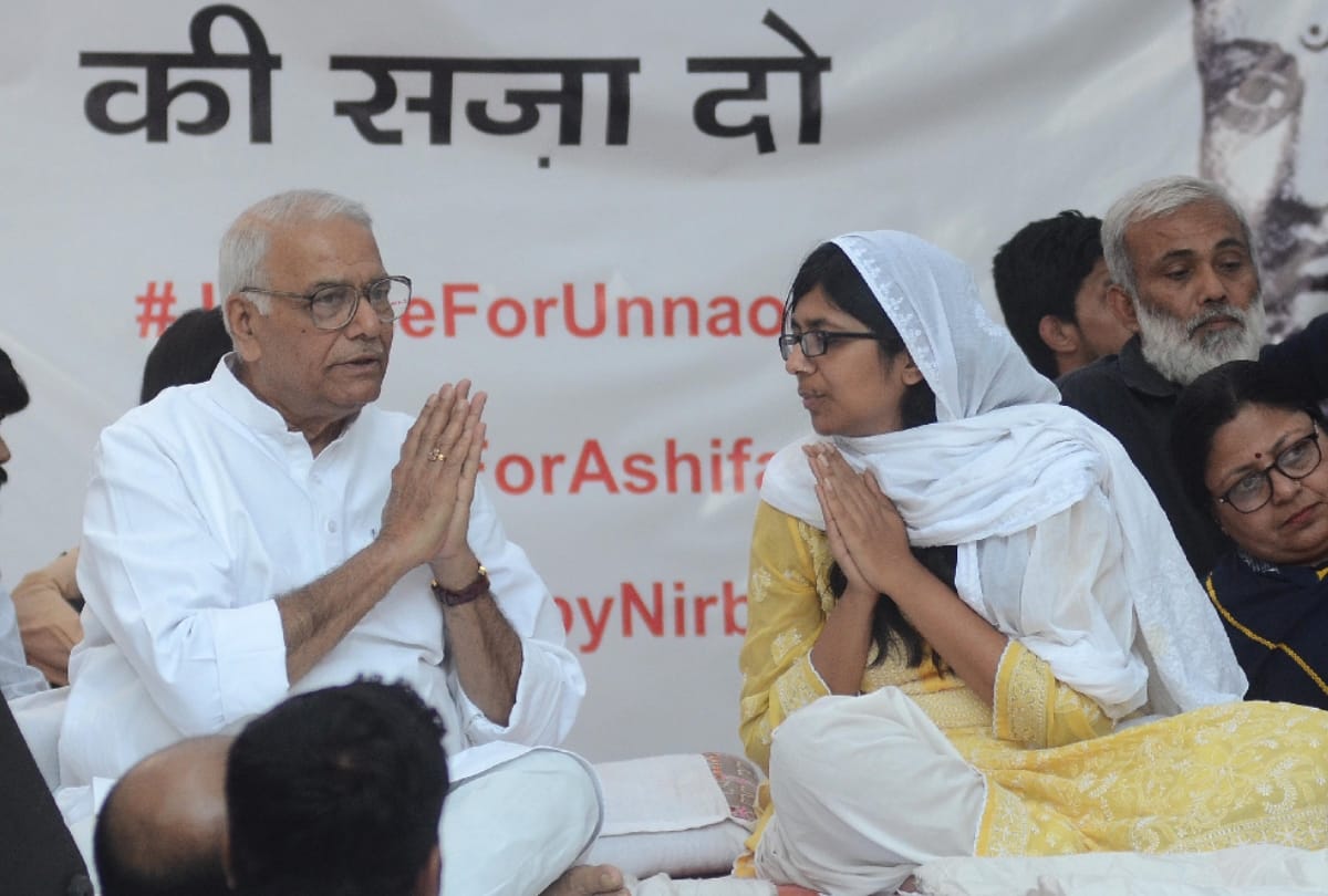 dcw president continues her indefinite hunger strike on 2nd day, ask questions to pm and all update