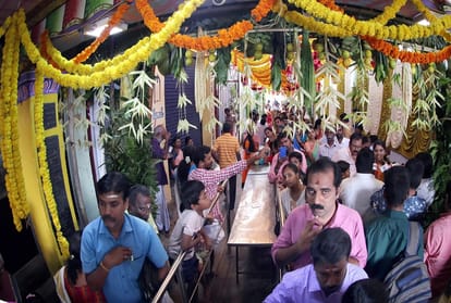 Coimbatore: The idol of Goddess Ambigai Muthumariyamman decorated with currency notes