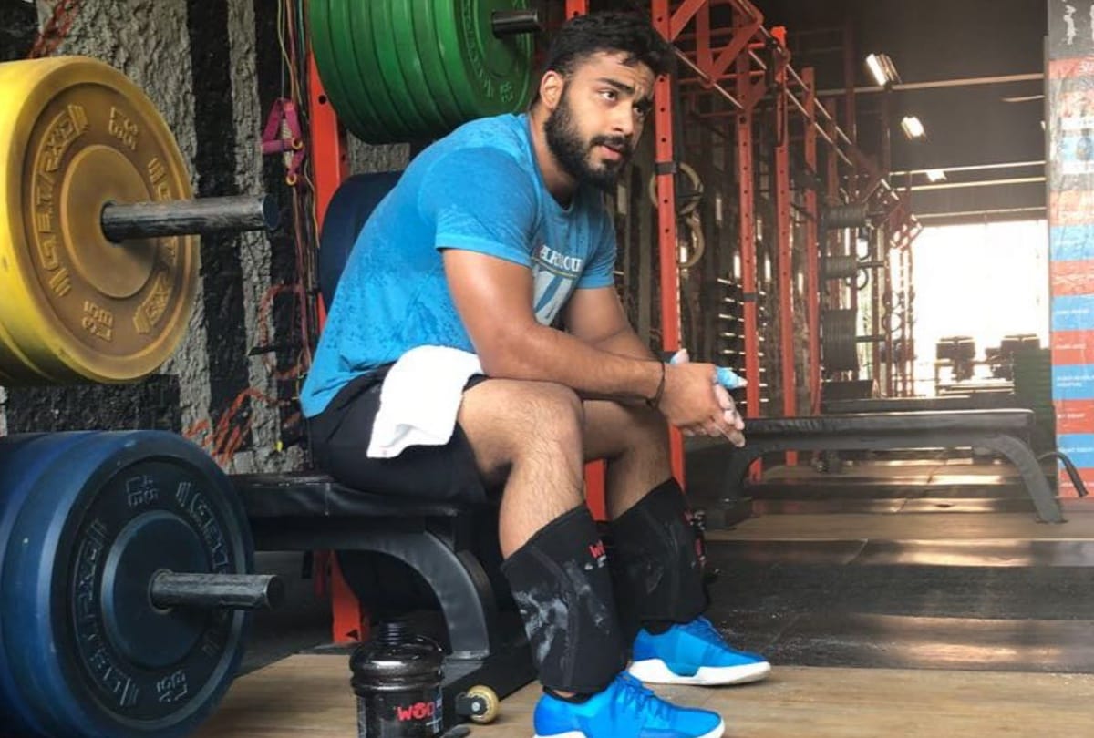 Three top weightlifters dropped out of world championship team