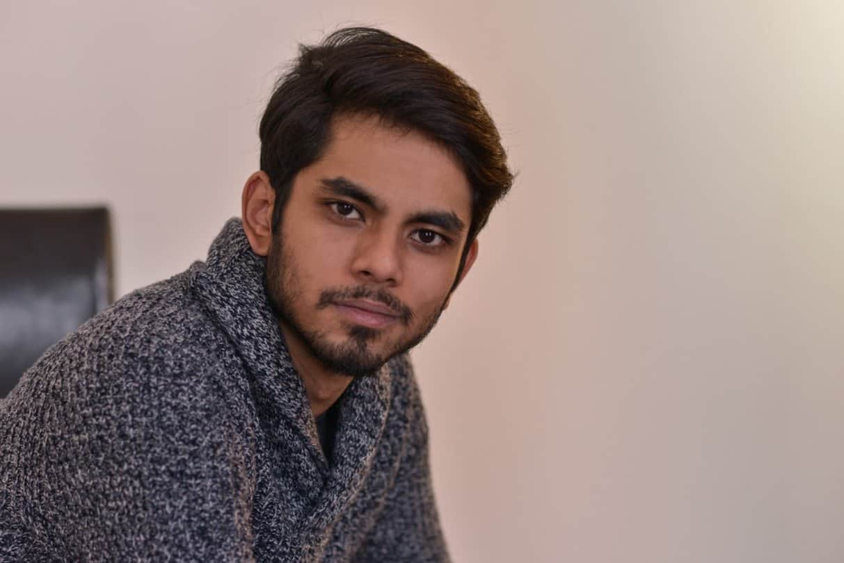 bamfaad 	Actor Aditya rawal speaks to Pankaj Shukla in this interview about his past present & future
