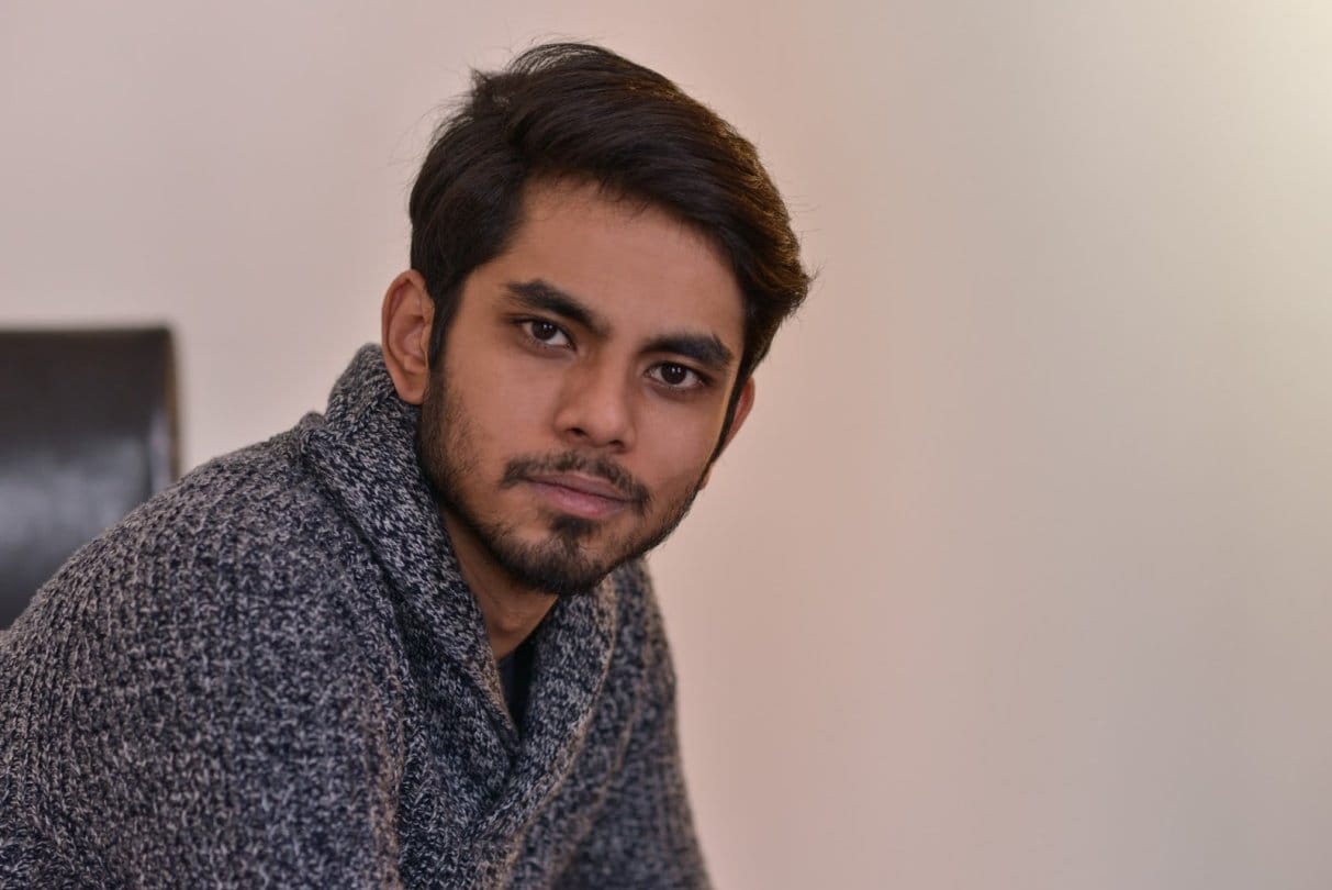 bamfaad 	Actor Aditya rawal speaks to Pankaj Shukla in this interview about his past present & future