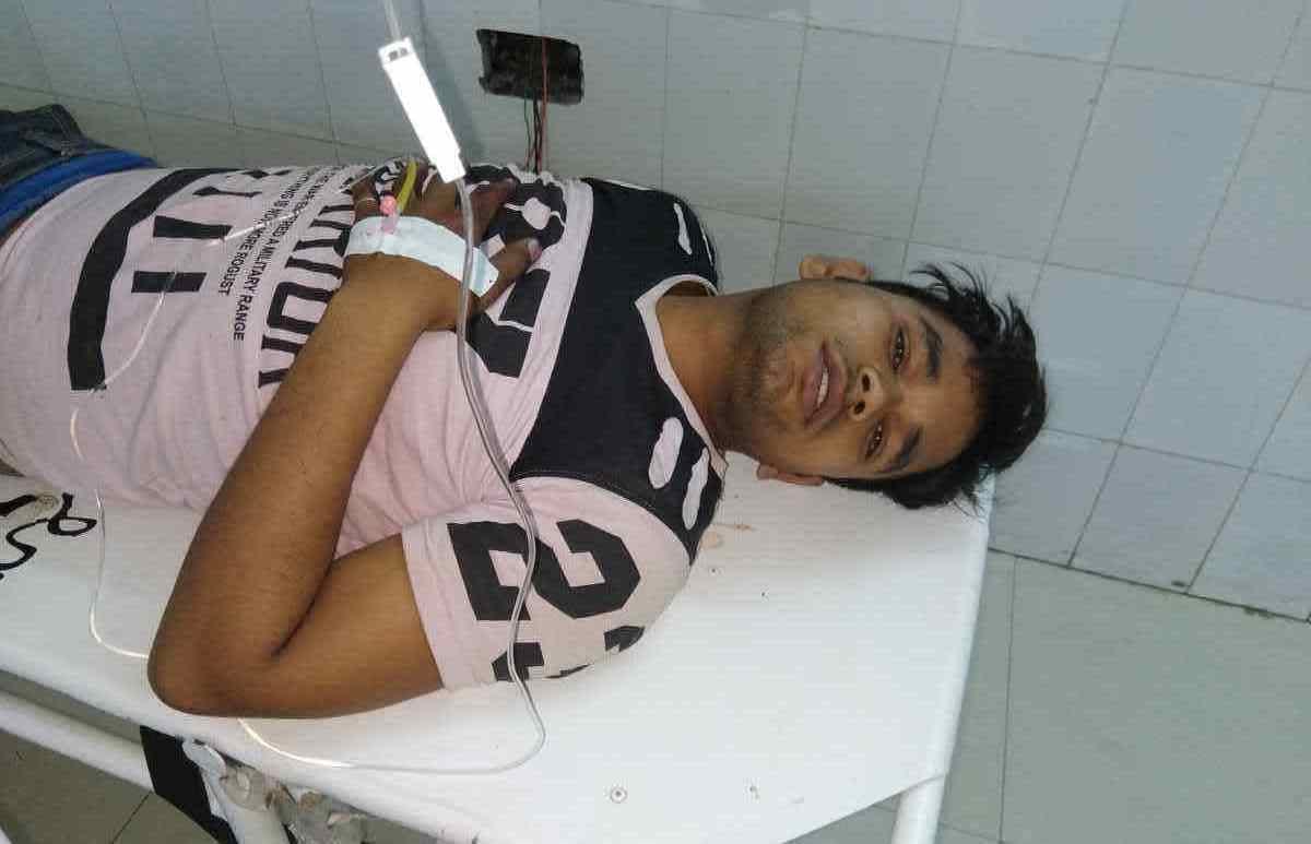 UP Police encounter in azamgarh two criminal injured 