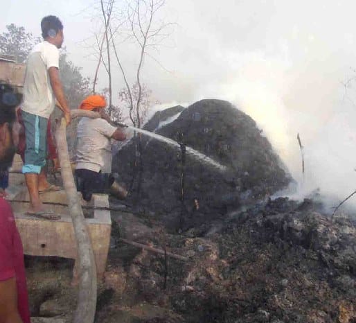 Around 14 houses burnt in fire from garbage