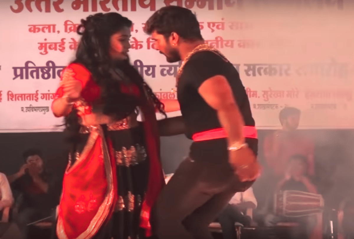 Khesari Lal Yadav and Priyanka Singh new bhojpuri song dhukur dhukur has been viral