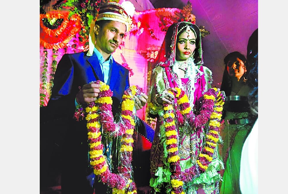 A groom made ruckus in marriage in sitapur.