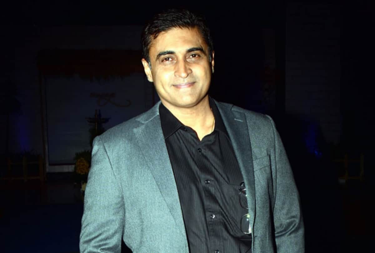 Mohnish Bahl career was almost finished until he did film Maine Pyar Kiya with Salman Khan