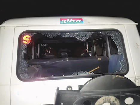 Villagers carried stones at police team, jeep damaged