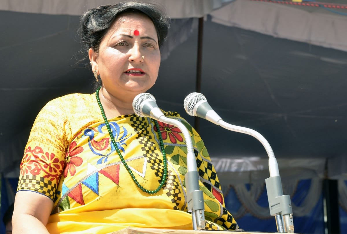 Himachal News : cabinet minister sarveen chaudhary admitted in IGMC hospital
