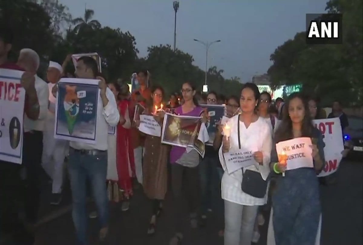 Candlelight march held against the rape and murder of a minor girl in Surat