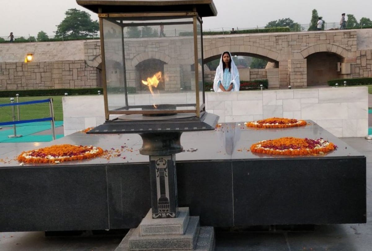 swati maliwal is still on hunger strike, her weight also reduced
