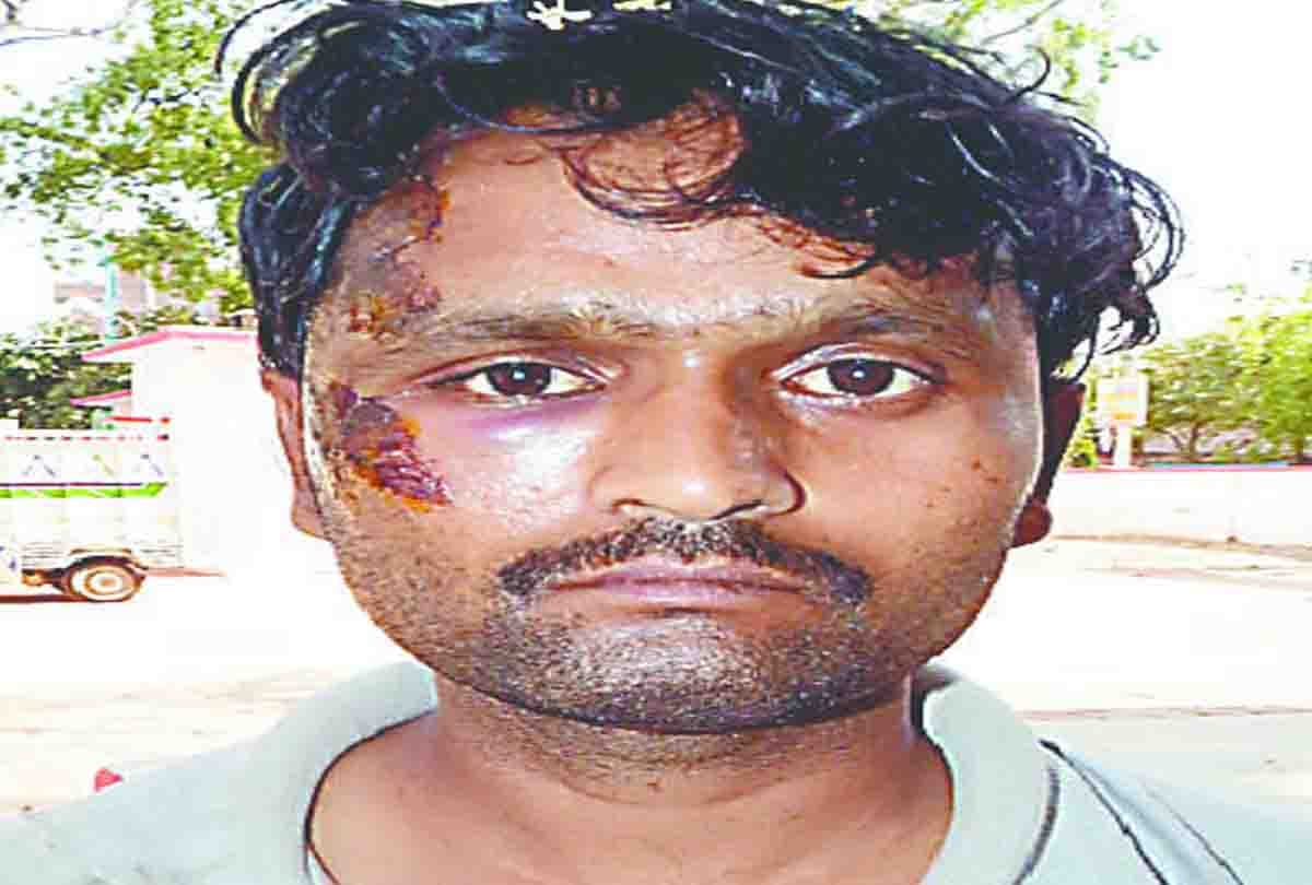 Wife beats husband with lover