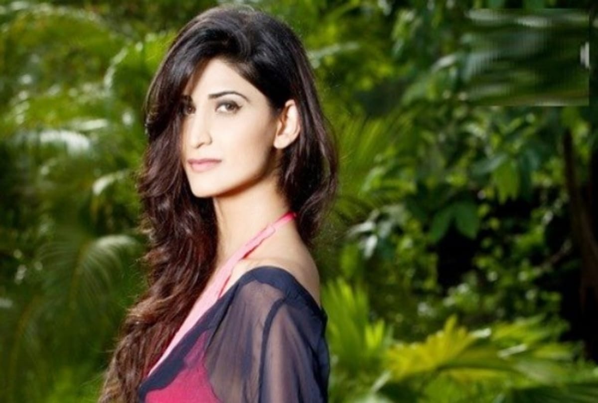 actress ahana kumra was trolled over baned the rape  