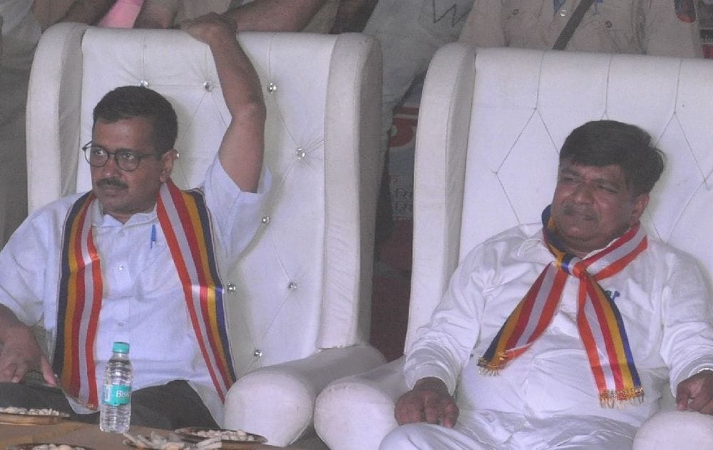 arvind kejriwal said atrocities are going on dalit in the country.