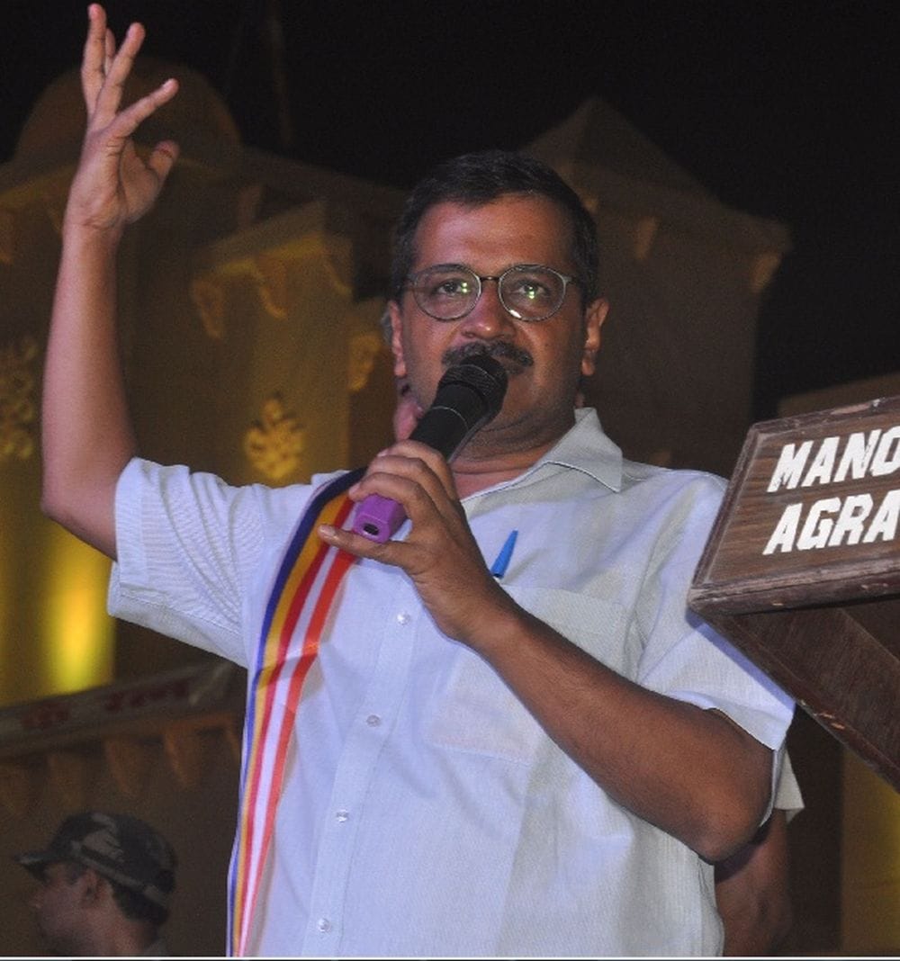 arvind kejriwal said atrocities are going on dalit in the country.