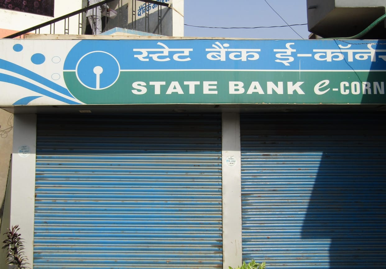 ATM closing, the workers blew the effigy