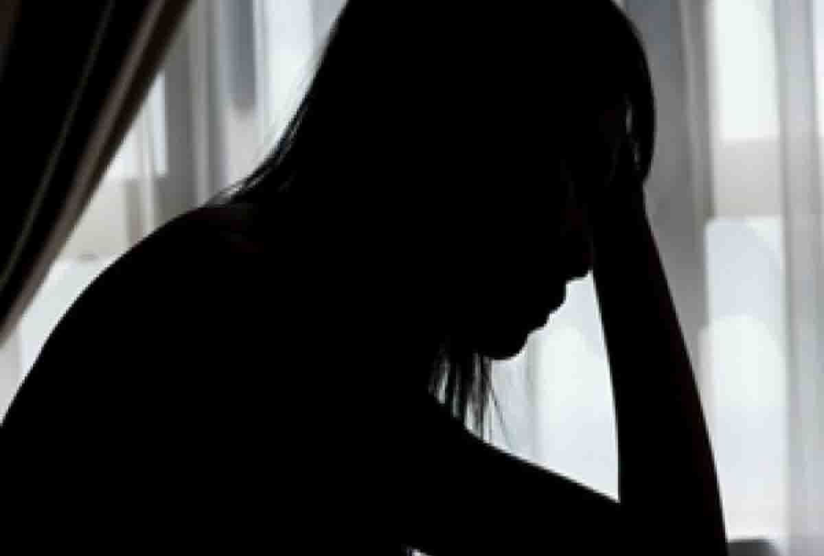 Father raped his ten years old daughter