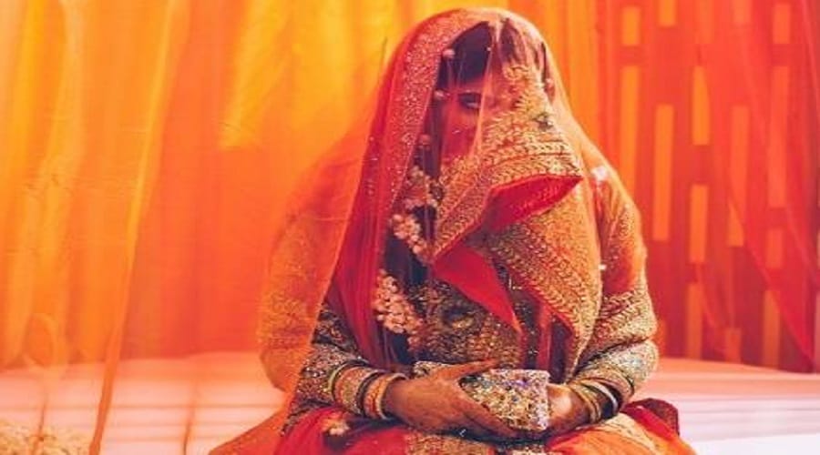 bride fled away with jewelry and cash at shamli, in Haridwar was married four days ago