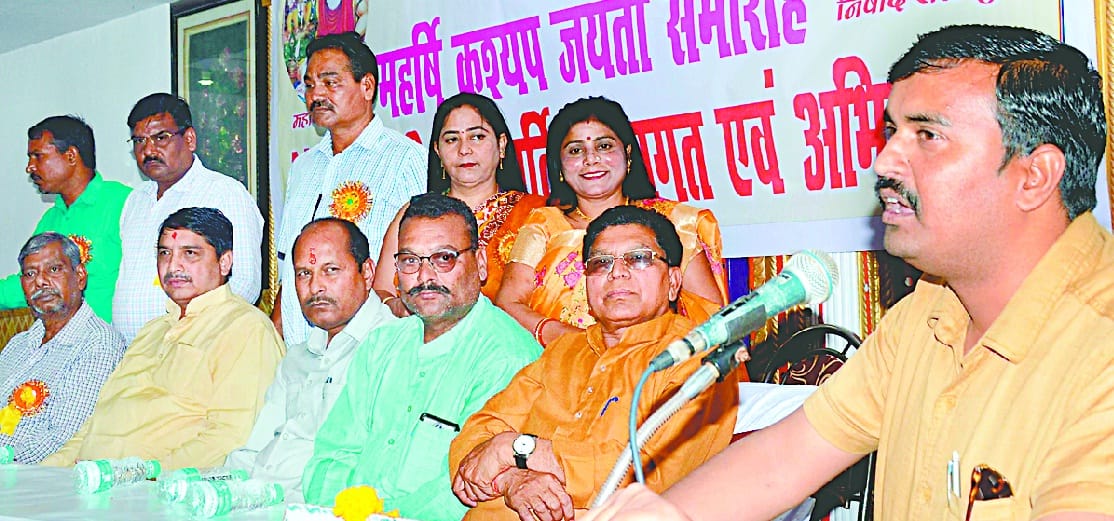 समाज की बेहतरी के लिए आगे आएं