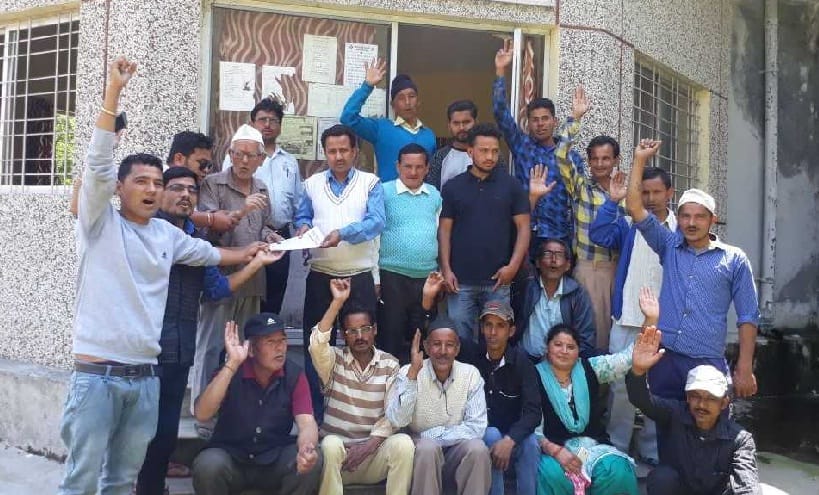 People in Bangapani tehsil demanding to start work on road