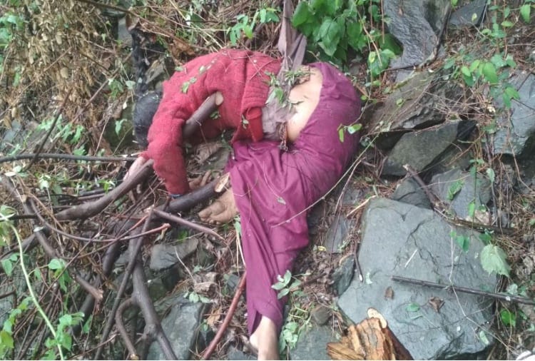 4 killed after car falls into gorge Kullu Himachal Pradesh