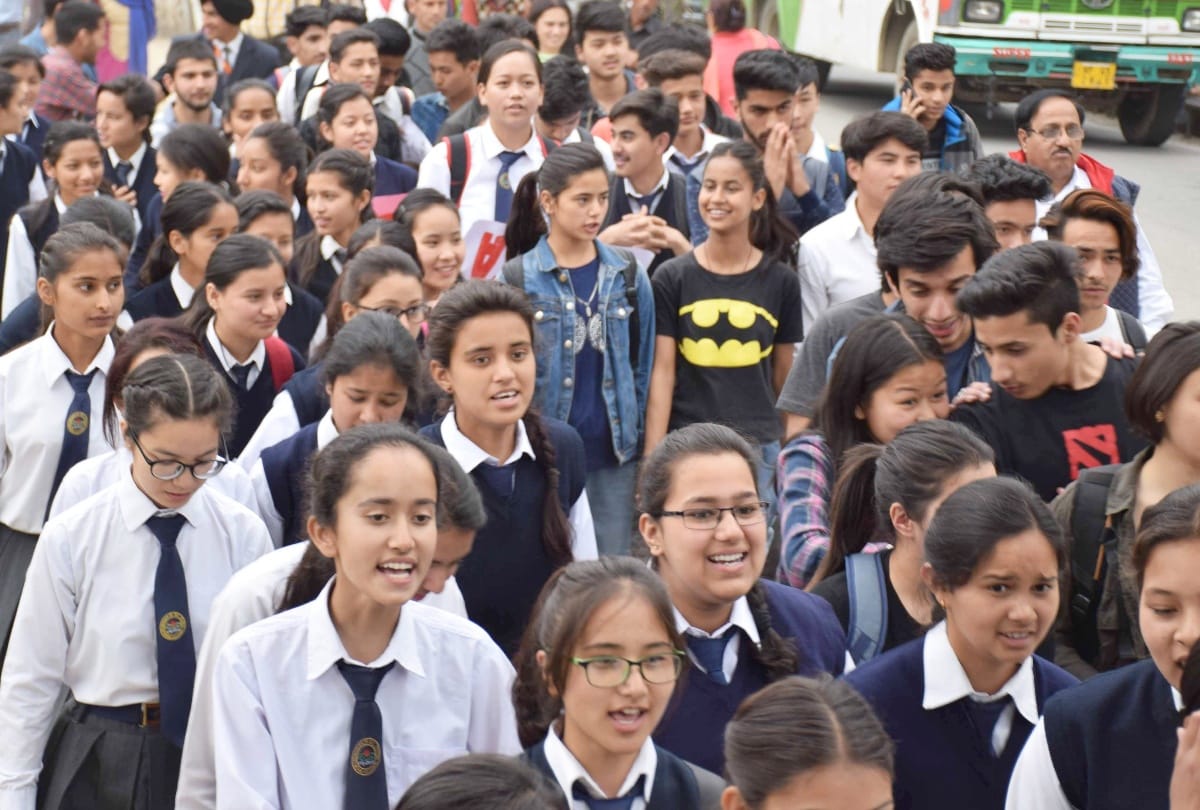 CBSE changed English Core question paper